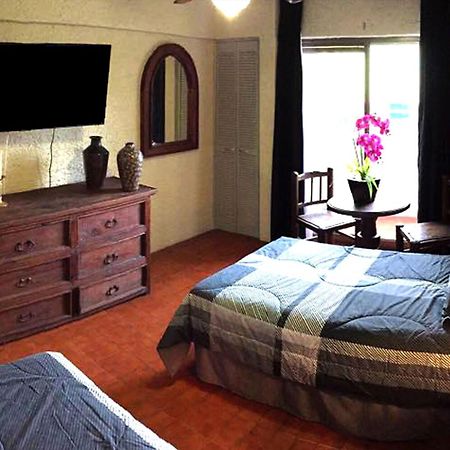 Aurora Suites Zapopan Luaran gambar